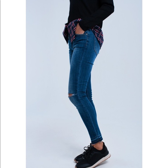 Last Pair 9/10 High-Waist Ripped Knee Skinny Jeans - Picture 5 of 5